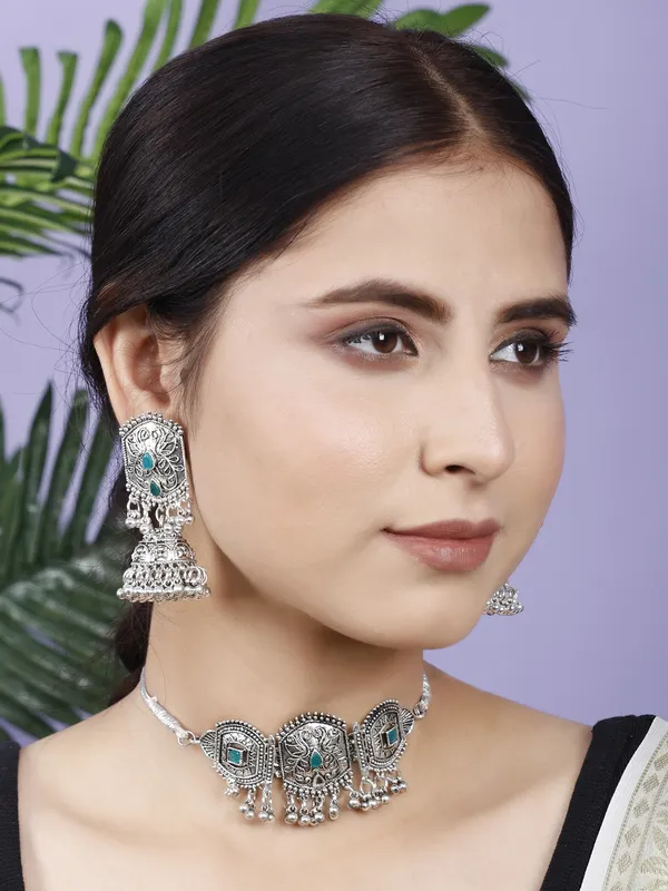 Silver_Necklace_Set_for_Women_|_Premium_Alloy_Necklace_for_Everyday_Use