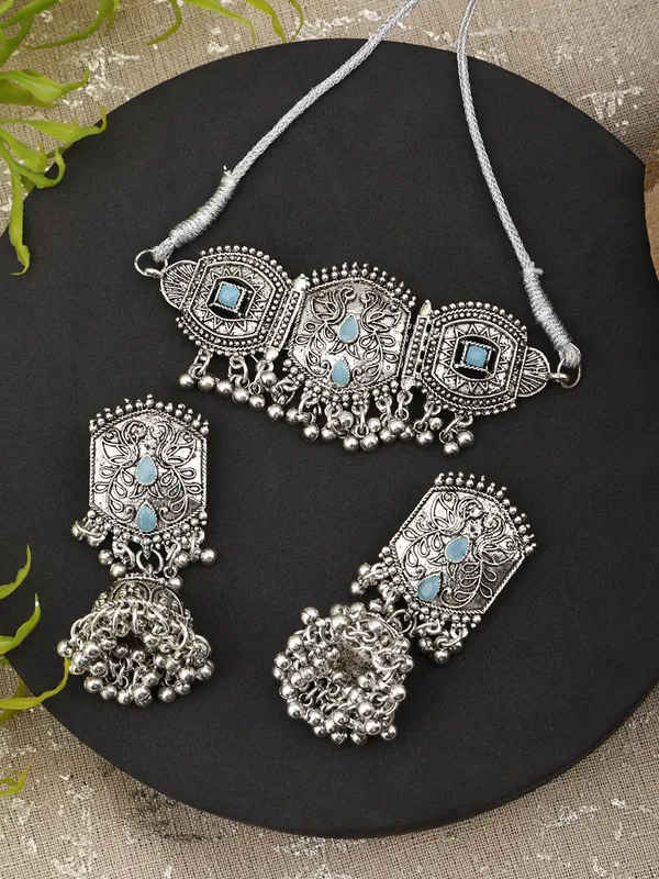 Silver_Necklace_Set_for_Women_|_Premium_Alloy_Necklace_for_Everyday_Use