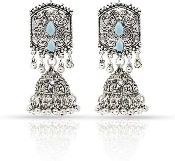 Silver_Necklace_Set_for_Women_|_Premium_Alloy_Necklace_for_Everyday_Use