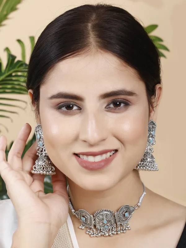 Silver_Necklace_Set_for_Women_|_Premium_Alloy_Necklace_for_Everyday_Use