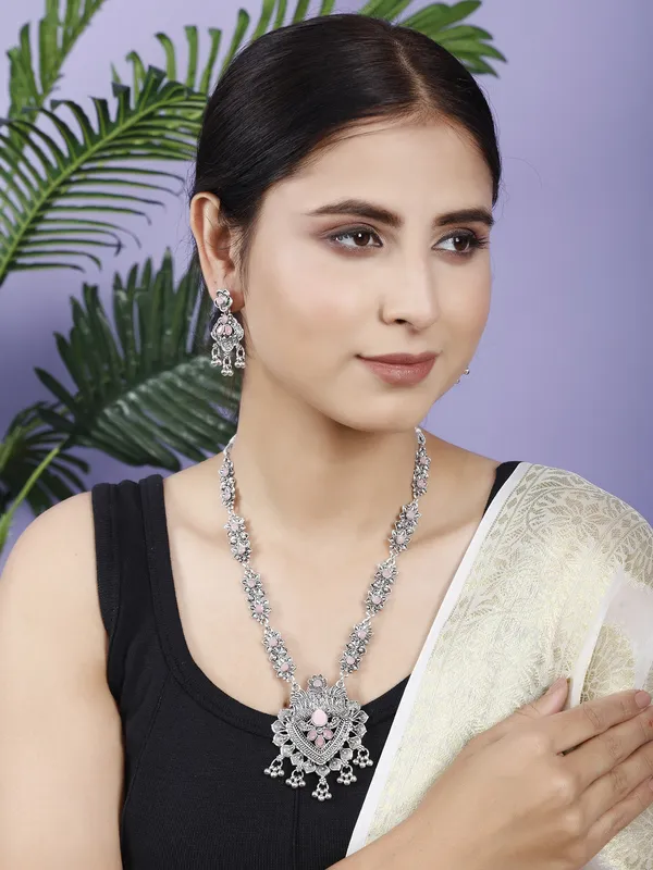 Silver_&_Pink_Necklace_Set_for_Women_|_Premium_Oxidised_Silver_Necklace_for_Everyday_Use