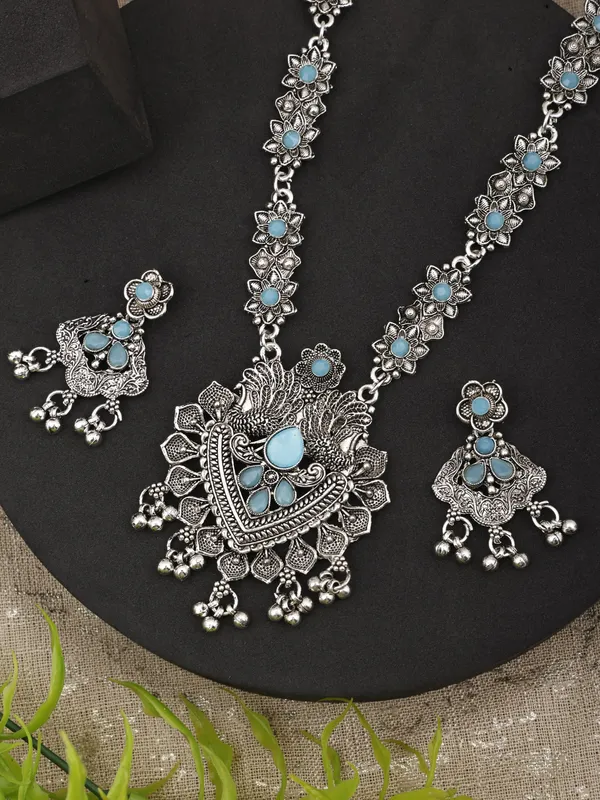 Silver_&_Blue_Necklace_Set_for_Women_|_Premium_Oxidised_Silver_Necklace_for_Everyday_Use
