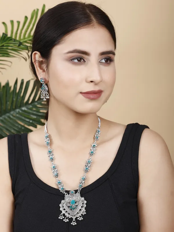 Silver_&_Green_Necklace_Set_for_Women_|_Premium_Oxidised_Silver_Necklace_for_Everyday_Use