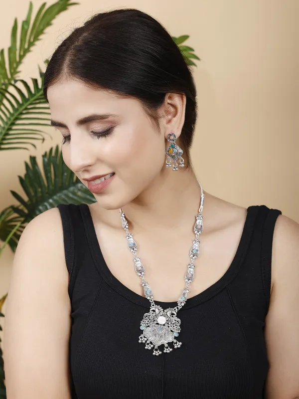 Silver_&_Pink_Necklace_Set_for_Women_|_Premium_Oxidised_Silver_Necklace_for_Everyday_Use