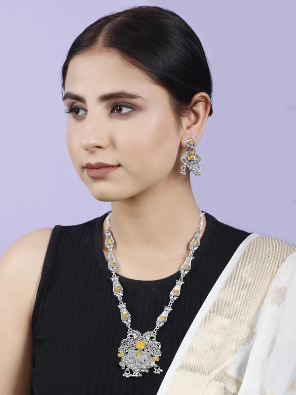 Yellow_Necklace_Set_for_Women_|_Premium_Oxidised_Silver_Necklace_for_Everyday_Use
