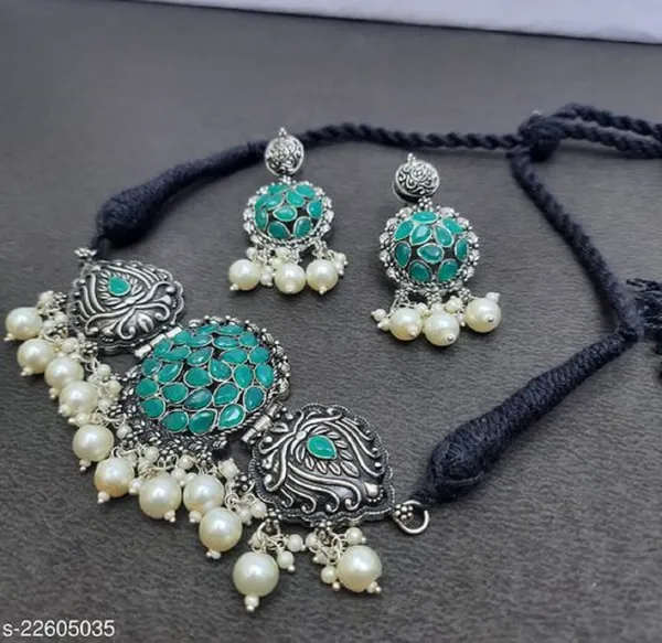 Green_Necklace_Set_for_Women_|_Premium_Oxidised_Silver_Necklace_for_Everyday_Use