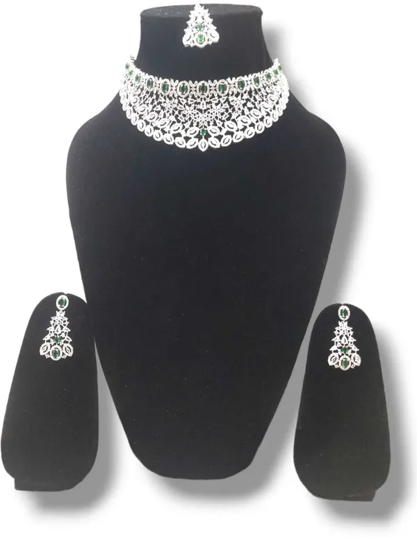 Green_Necklace_Set_for_Women_|_Premium_Alloy_Necklace_for_Everyday_Use