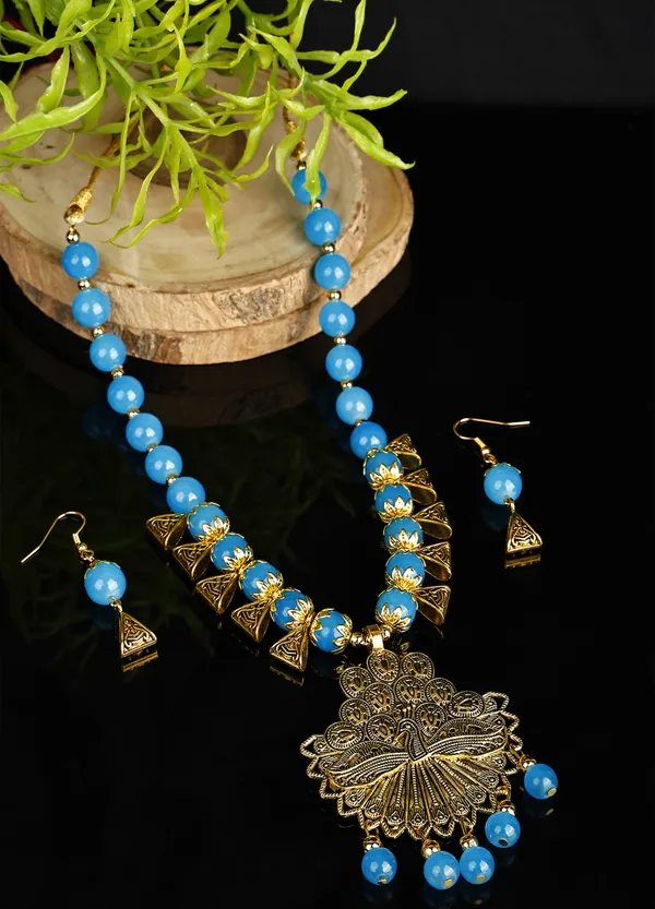 Blue_Necklace_Set_for_Women_|_Premium_Alloy_Necklace_for_Everyday_Use