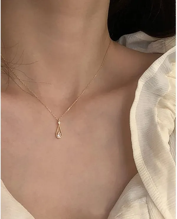 Gold_Pendant_Set_for_Women_|_Premium_Alloy_Pendant_Set_for_Everyday_Use