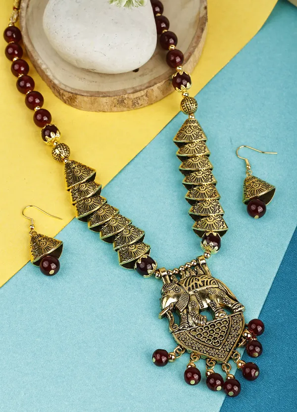 Maroon_Necklace_Set_for_Women_|_Premium_Alloy_Necklace_for_Everyday_Use