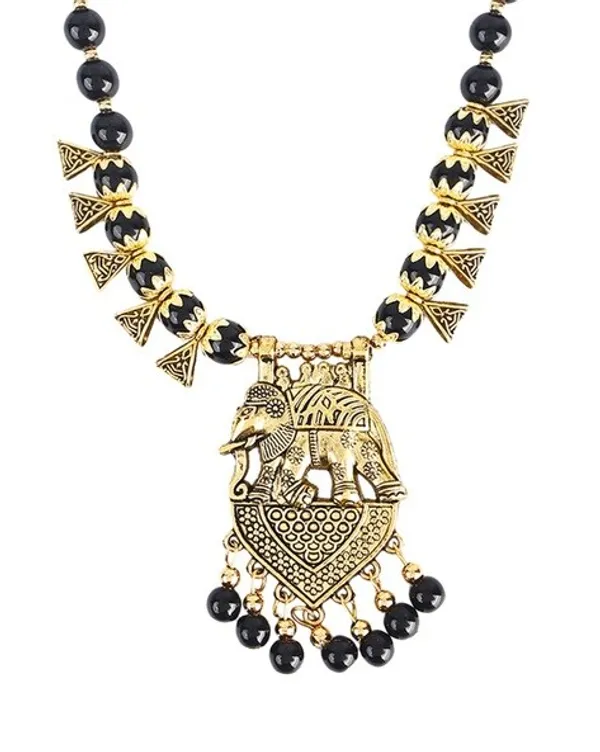 Black_Necklace_Set_for_Women_|_Premium_Alloy_Necklace_for_Everyday_Use