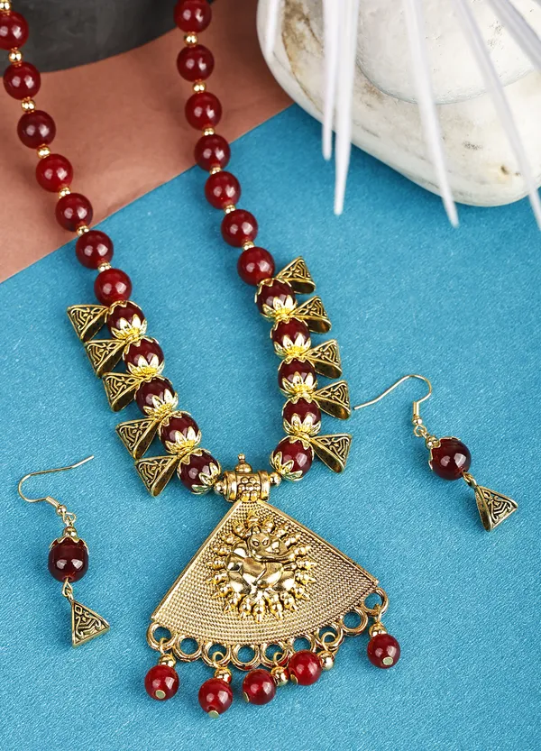 Maroon_Necklace_Set_for_Women_|_Premium_Alloy_Necklace_for_Everyday_Use