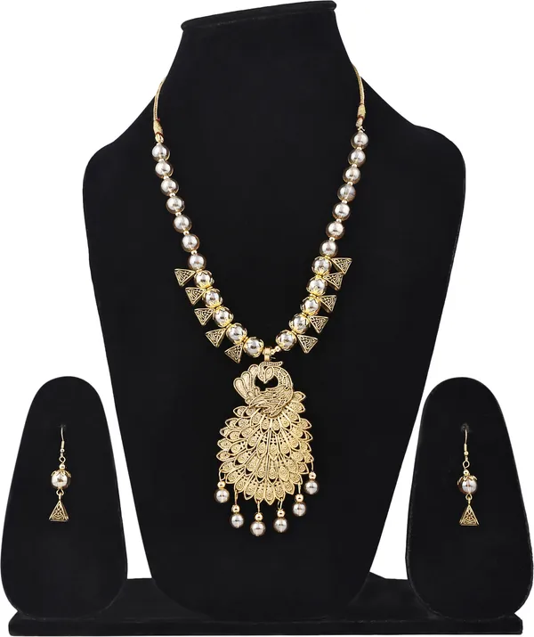 Gold_Necklace_Set_for_Women_|_Premium_Alloy_Necklace_for_Everyday_Use