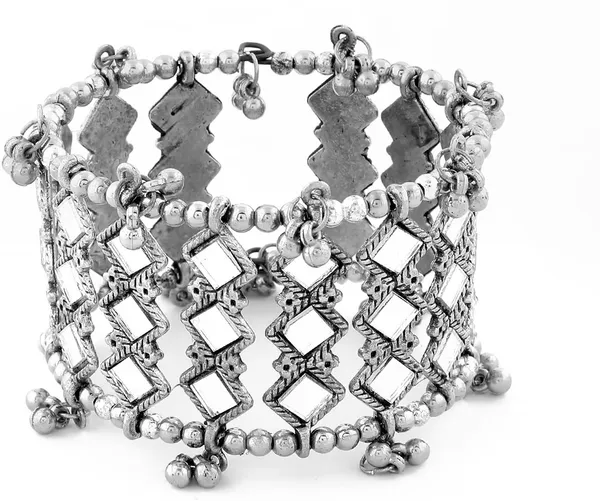 Silver_Bracelet_for_Women_|_Premium_Alloy_Bracelet_for_Everyday_Use