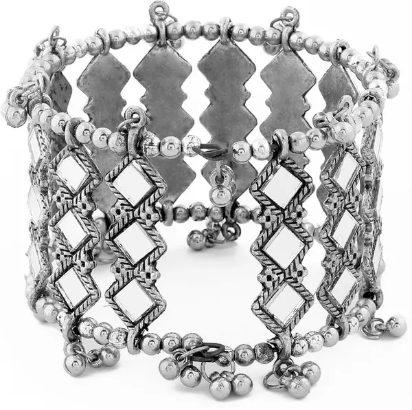 Silver_Bracelet_for_Women_|_Premium_Alloy_Bracelet_for_Everyday_Use