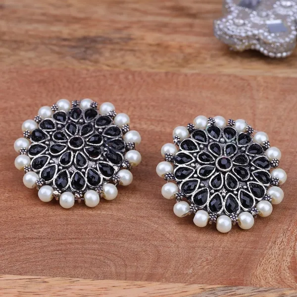 Black_Earring_for_Women_|_Premium_Alloy_Stud_Earring_for_Everyday_Use