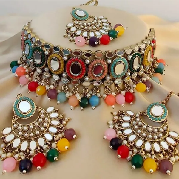 Multicolor_Necklace_Set_for_Women_|_Premium_Alloy_Necklace_for_Everyday_Use
