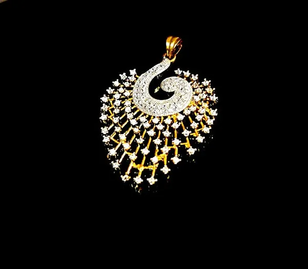 Multicolor_Pendant_Set_for_Women_|_Premium_Alloy_Pendant_Set_for_Everyday_Use