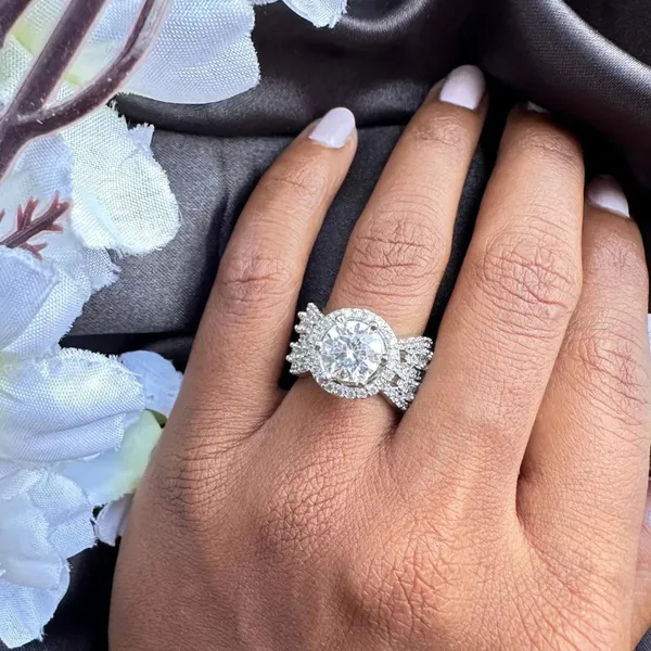 Silver_Ring_for_Women_|_Premium_Alloy_Ring_for_Everyday_Use