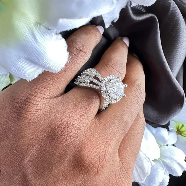 Silver_Ring_for_Women_|_Premium_Alloy_Ring_for_Everyday_Use