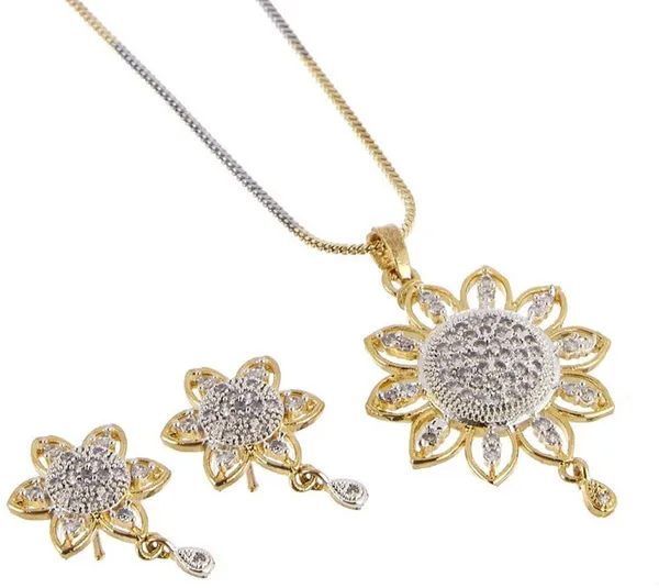 Multicolor_Pendant_Set_for_Women_|_Premium_Alloy_Pendant_Set_for_Everyday_Use