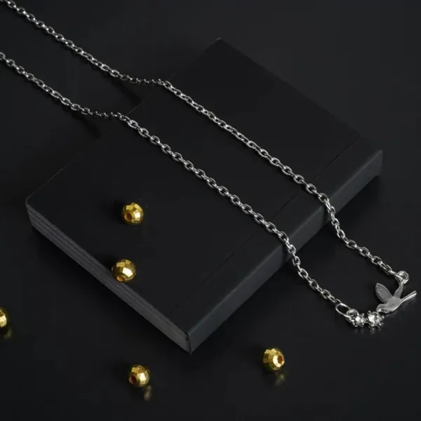 Silver_Chain_for_Women_|_Premium_Metal_Chain_for_Everyday_Use