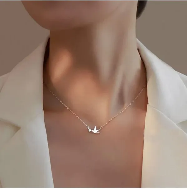 Silver_Chain_for_Women_|_Premium_Metal_Chain_for_Everyday_Use
