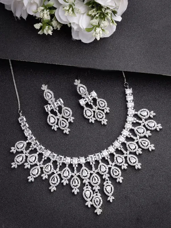 Multicolor_Necklace_Set_for_Women_|_Premium_Alloy_Necklace_for_Everyday_Use