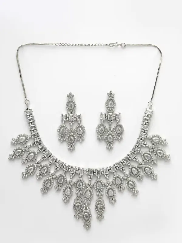 Multicolor_Necklace_Set_for_Women_|_Premium_Alloy_Necklace_for_Everyday_Use