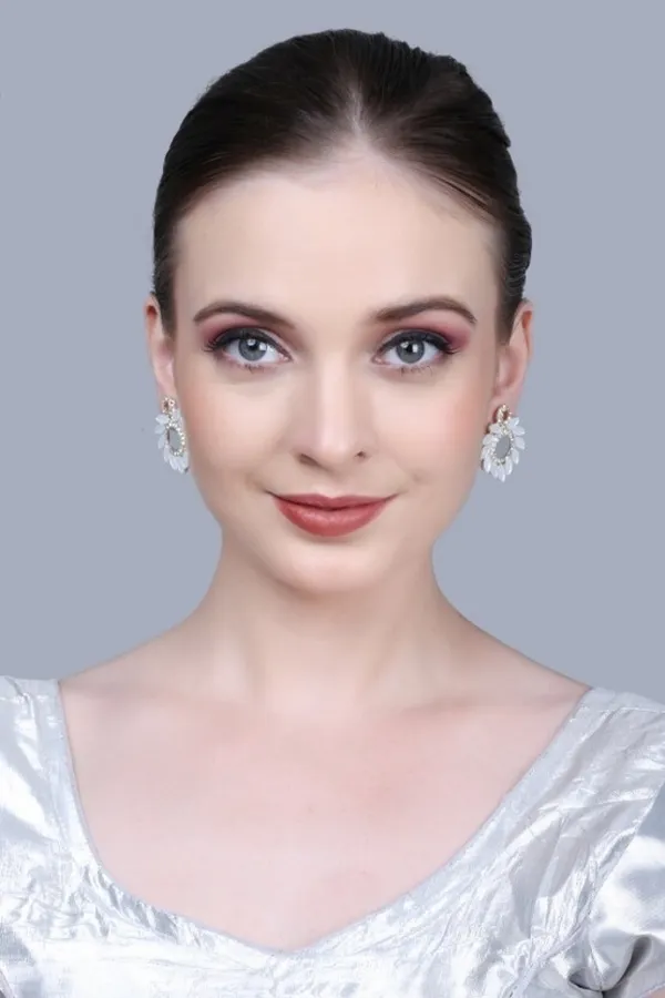 White_Earring_for_Women_|_Premium_Alloy_Stud_Earring_for_Everyday_Use