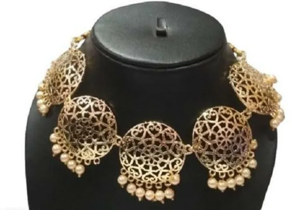 Gold_Necklace_Set_for_Women_|_Premium_Alloy_Necklace_for_Everyday_Use