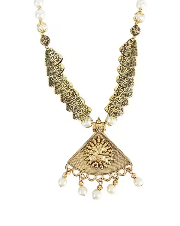 White_Necklace_Set_for_Women_|_Premium_Alloy_Necklace_for_Everyday_Use