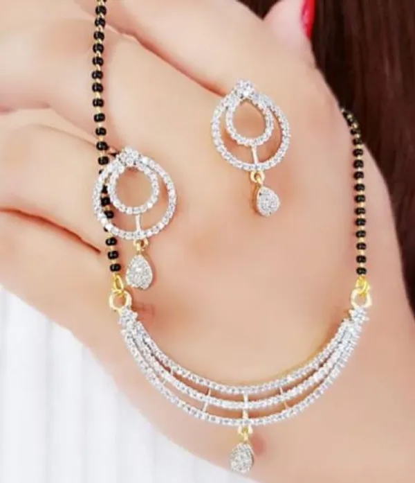 White_Mangalsutra_with_Earring_for_Women_|_Premium_Alloy_Mangalsutra_for_Everyday_Use