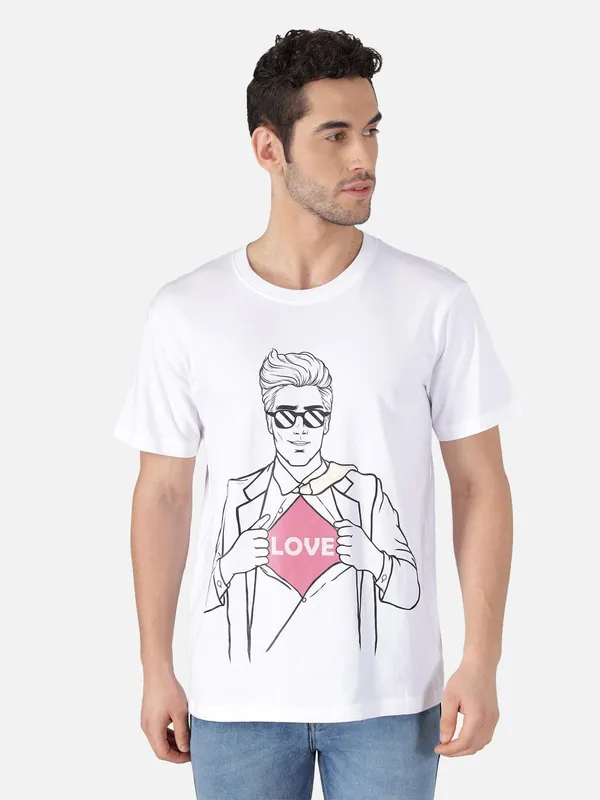 Graphic_Print_Men_Round_Neck_White_T-Shirt