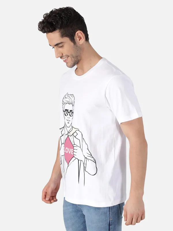 Graphic_Print_Men_Round_Neck_White_T-Shirt