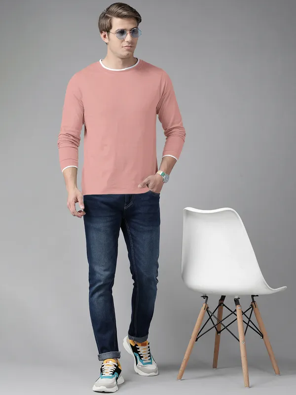 Solid_Men_Round_Neck_Pink_T-Shirt