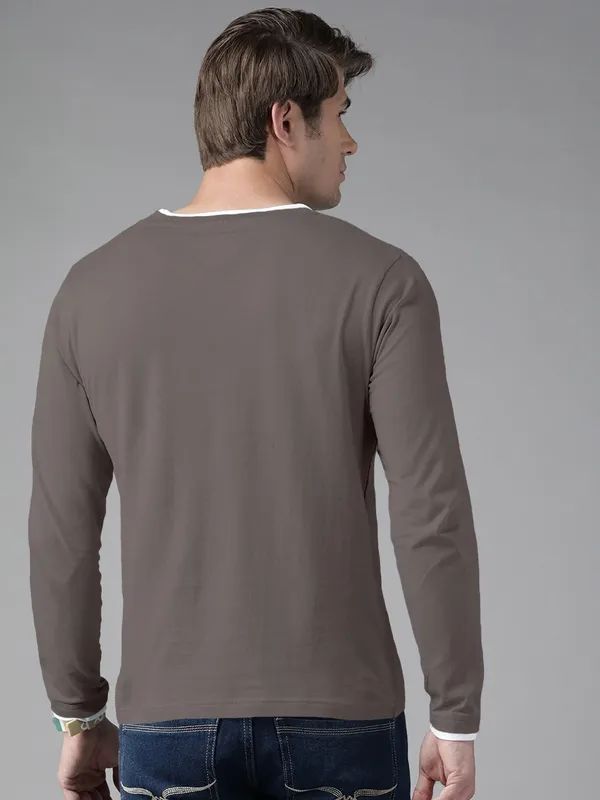 Grey_Solid_Men_Round_Neck_Grey_T-Shirt