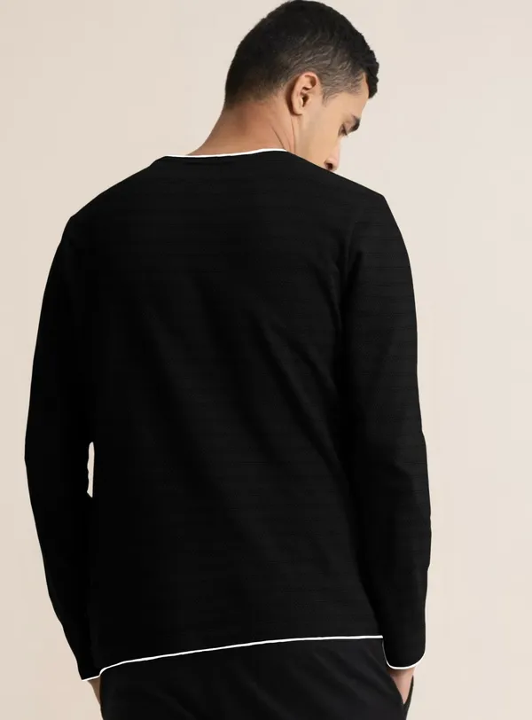 Black_Solid_Men_Round_Neck_Black_T-Shirt