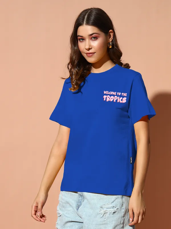 Women's_Loose_Fit_Half_Sleeve_Tshirt_with_tropics__graphic_print_at_front_&_back