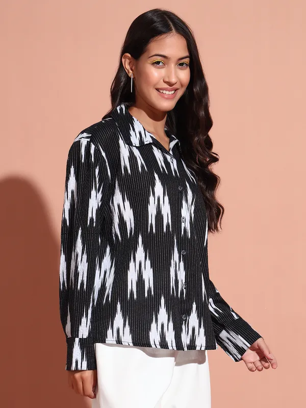 S_Ikkat_Print_Katha_Shirt_In_Full_Sleeves