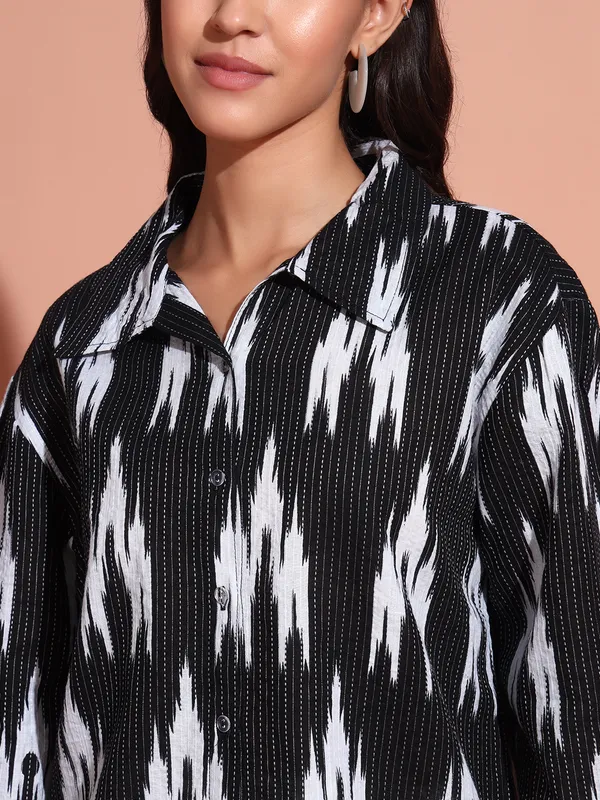 S_Ikkat_Print_Katha_Shirt_In_Full_Sleeves