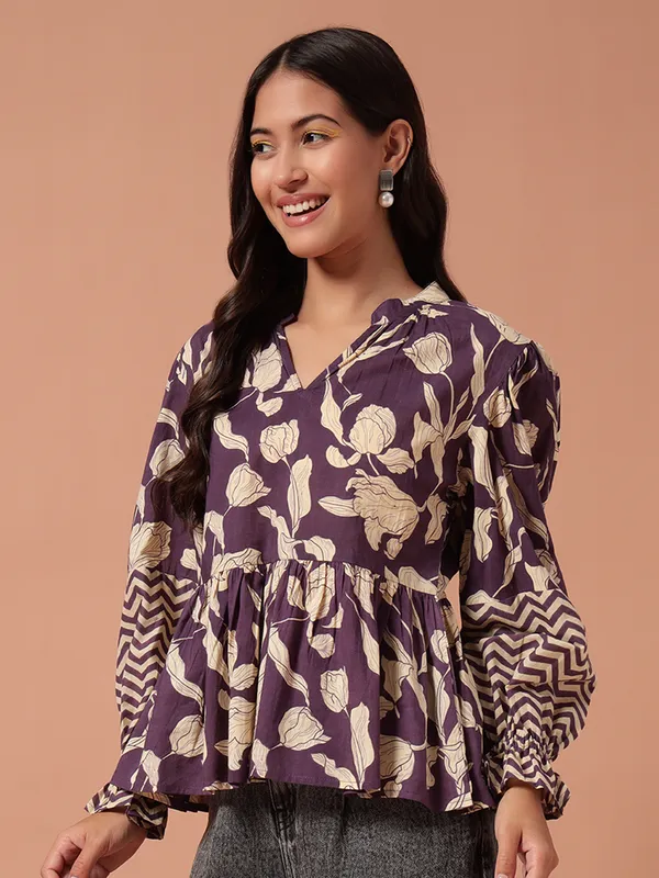 S_Peplum_Style_Top
