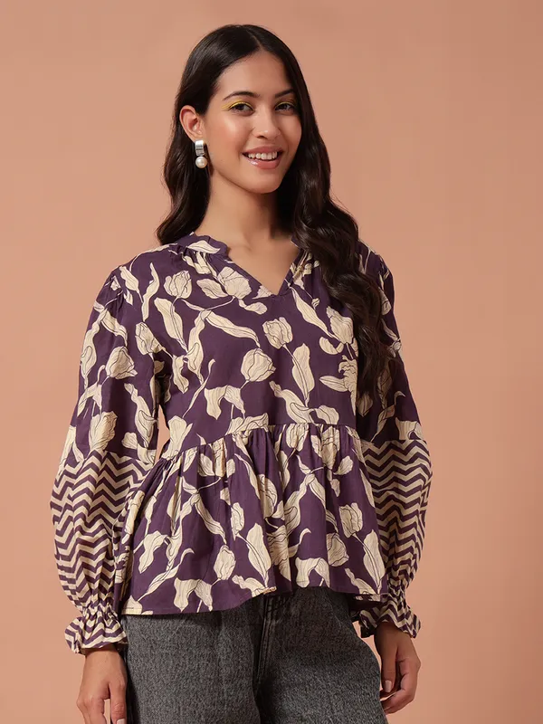 S_Peplum_Style_Top