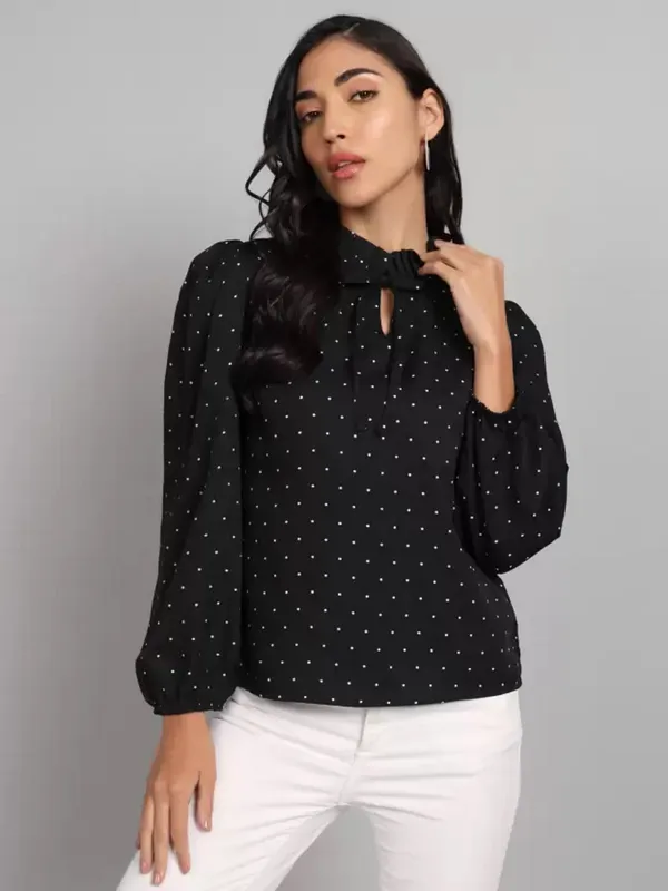 Casual_Printed___Black,_White_Top