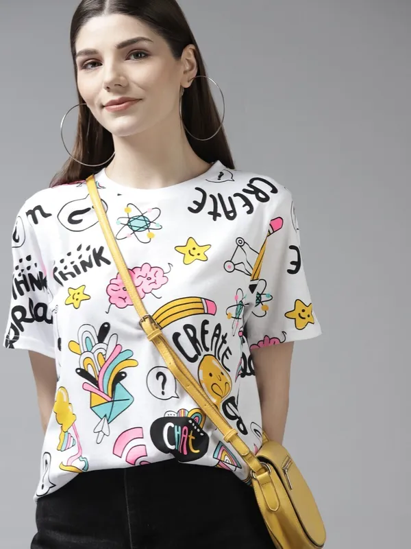 Doodle_All_Over_Printed_Loose_Fit_T-Shirt