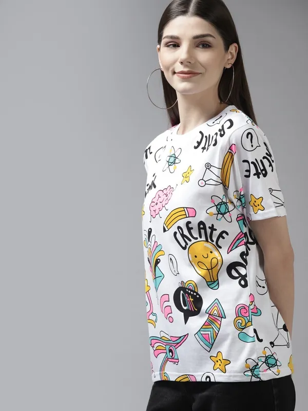Doodle_All_Over_Printed_Loose_Fit_T-Shirt