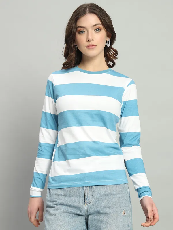 Printed___Round_Neck_Blue,_White_T-Shirt