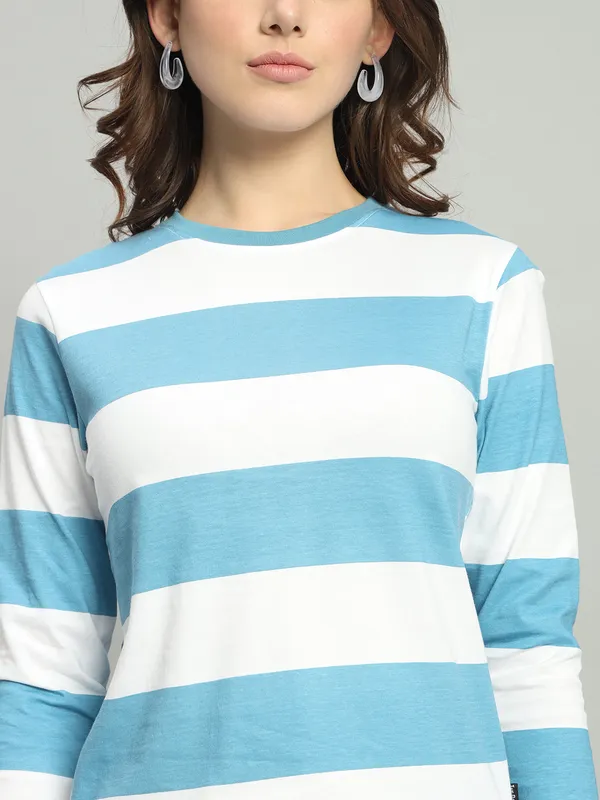 Printed___Round_Neck_Blue,_White_T-Shirt