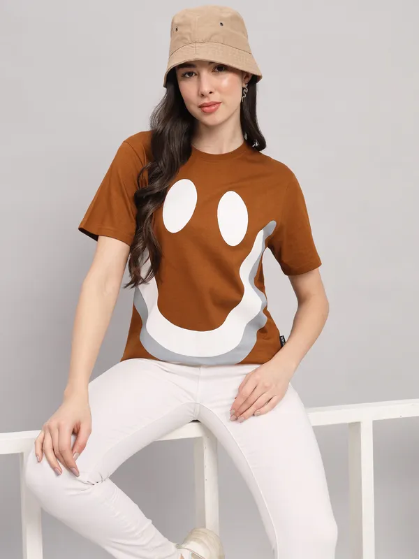 Printed___Round_Neck_Brown_T-Shirt