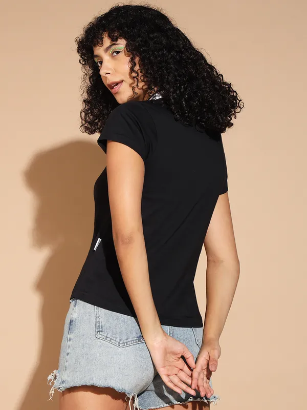 Solid___Polo_Neck_Black_T-Shirt